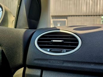 Ford Focus 1.6 Zetec Climate 5dr
