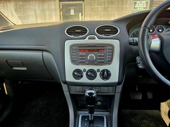 Ford Focus 1.6 Zetec Climate 5dr