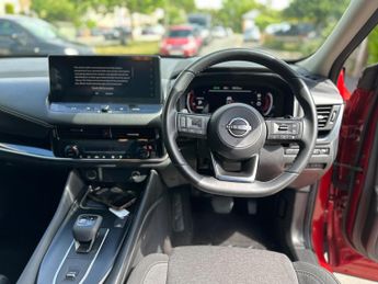 Nissan Qashqai 1.3 DIG-T MHEV N-Connecta XTRON Euro 6 (s/s) 5dr