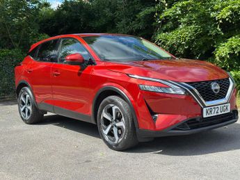 Nissan Qashqai 1.3 DIG-T MHEV N-Connecta XTRON Euro 6 (s/s) 5dr