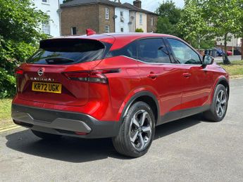 Nissan Qashqai 1.3 DIG-T MHEV N-Connecta XTRON Euro 6 (s/s) 5dr