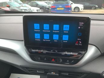 Volkswagen ID.4 Pro Performance 77kWh Life Auto 5dr