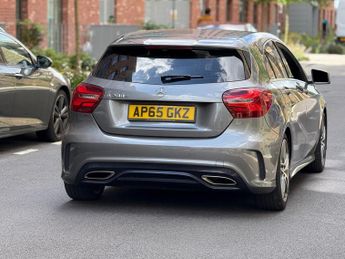 Mercedes-Benz A Class 2.1 A200d AMG Line (Premium) 7G-DCT Euro 6 (s/s) 5dr