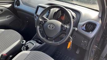Toyota AYGO 1.0 VVT-i x-press x-shift Euro 6 5dr