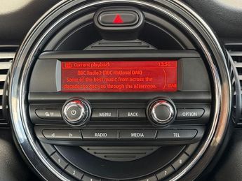 MINI Hatch 1.5 Cooper Auto Euro 6 (s/s) 5dr