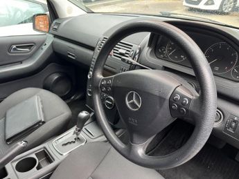 Mercedes-Benz A Class 1.5 A150 Classic SE CVT 3dr