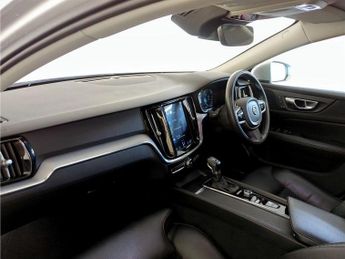 Volvo V60 Cross Country 2.0 D4 Plus Auto AWD Euro 6 (s/s) 5dr