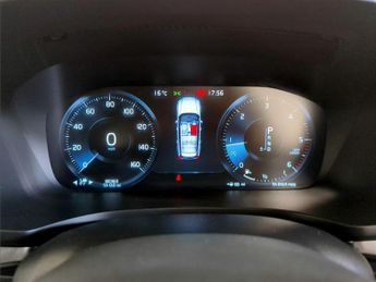 Volvo V60 Cross Country 2.0 D4 Plus Auto AWD Euro 6 (s/s) 5dr