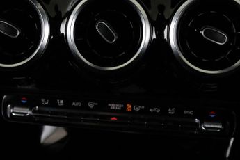 Mercedes-Benz CLA 1.3 CLA180 AMG Line Coupe 7G-DCT Euro 6 (s/s) 4dr