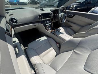 Mercedes-Benz SL 4.7 SL500 V8 BlueEfficiency G-Tronic Euro 5 (s/s) 2dr