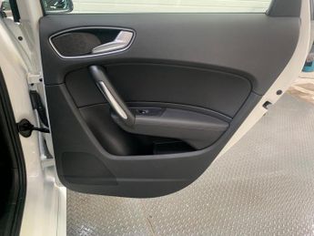 Audi A1 1.4 TFSI CoD S line Sportback S Tronic Euro 6 (s/s) 5dr