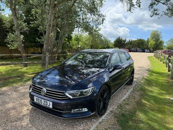 Volkswagen Passat 2.0 TDI BlueMotion Tech GT DSG Euro 6 (s/s) 5dr