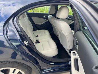 Mercedes-Benz A Class 1.6 A180 Sport (Premium) 7G-DCT Euro 6 (s/s) 5dr