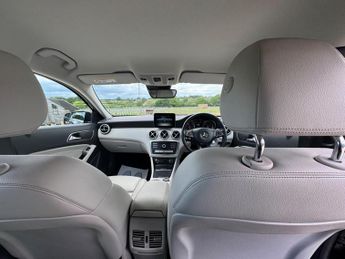 Mercedes-Benz A Class 1.6 A180 Sport (Premium) 7G-DCT Euro 6 (s/s) 5dr