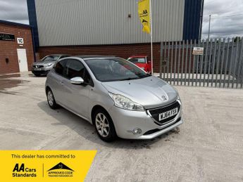 Peugeot 208 1.2 VTi Style Euro 5 3dr