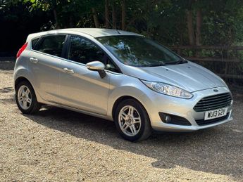 Ford Fiesta 1.0T EcoBoost Zetec Euro 5 (s/s) 5dr