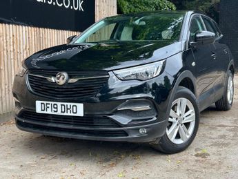 Vauxhall Grandland 1.2 Turbo SE Euro 6 (s/s) 5dr