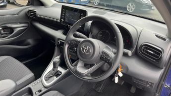 Toyota Yaris 1.5 VVT-h Icon E-CVT Euro 6 (s/s) 5dr