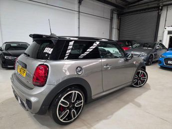 MINI Hatch 2.0 John Cooper Works Auto Euro 6 (s/s) 3dr