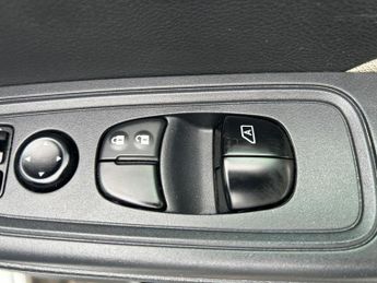 Nissan Micra 0.9 IG-T N-Connecta Euro 6 (s/s) 5dr