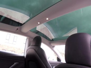 Tesla Model 3 (Dual Motor) Long Range Auto 4WDE 4dr
