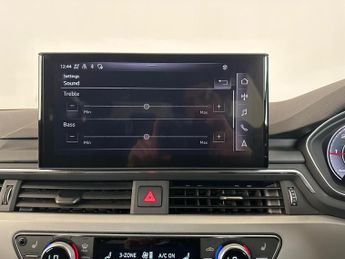 Audi A4 Avant 2.0 TDI 30 Technik S Tronic Euro 6 (s/s) 5dr