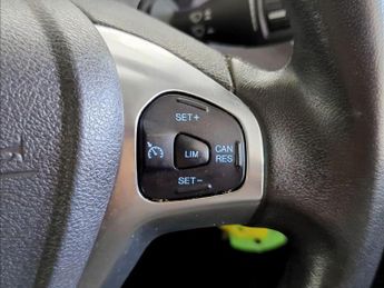 Ford Transit Courier 1.0 EcoBoost Limited L1 Euro 6 5dr