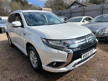 Mitsubishi Outlander 2.4h TwinMotor 13.8kWh Reflex CVT 4WD Euro 6 (s/s) 5dr
