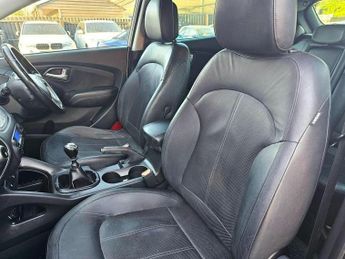 Hyundai ix35 2.0 CRDi Premium 4WD Euro 5 5dr
