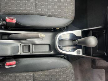 Honda Jazz 1.3 i-VTEC SE CVT Euro 6 (s/s) 5dr