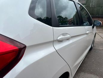Honda Jazz 1.3 i-VTEC SE CVT Euro 6 (s/s) 5dr