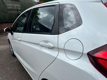 Honda Jazz 1.3 i-VTEC SE CVT Euro 6 (s/s) 5dr