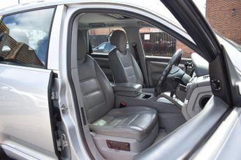 Porsche Cayenne 4.8 S Tiptronic S AWD 5dr