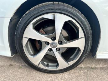 Audi A3 1.4 TFSI CoD S line S Tronic Euro 6 (s/s) 3dr