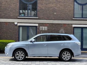 Mitsubishi Outlander 2.0h 12kWh GX4h CVT 4WD Euro 5 (s/s) 5dr