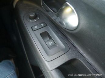 Volkswagen up! 1.0 High up! ASG Euro 5 3dr