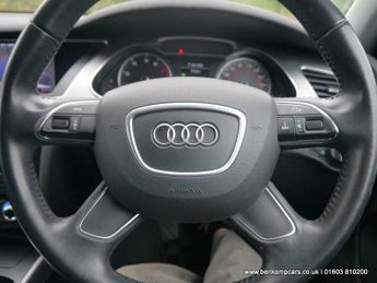 Audi A4 Avant 2.0 TFSI SE S Tronic quattro Euro 5 (s/s) 5dr
