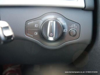 Audi A4 Avant 2.0 TFSI SE S Tronic quattro Euro 5 (s/s) 5dr