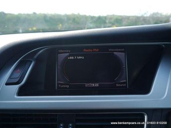 Audi A4 Avant 2.0 TFSI S line S Tronic quattro Euro 5 5dr