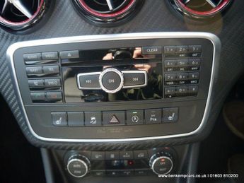 Mercedes-Benz A Class 2.0 A45 AMG SpdS DCT 4MATIC Euro 6 (s/s) 5dr