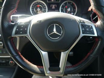 Mercedes-Benz A Class 2.0 A45 AMG SpdS DCT 4MATIC Euro 6 (s/s) 5dr