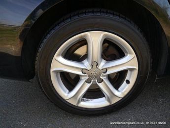 Audi A4 Avant 2.0 TFSI S line S Tronic quattro Euro 6 (s/s) 5dr