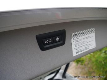 BMW 3 Series 2.0 320d SE Touring Auto Euro 5 (s/s) 5dr