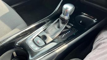Toyota C-HR 1.8 VVT-h Design CVT Euro 6 (s/s) 5dr