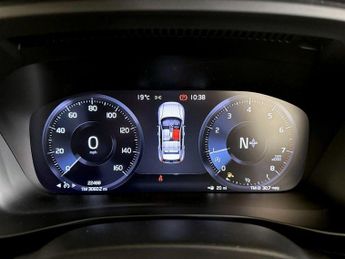 Volvo XC40 1.5 T3 Momentum Euro 6 (s/s) 5dr