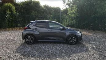 Toyota Yaris 1.5 VVT-h Design E-CVT Euro 6 (s/s) 5dr