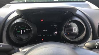 Toyota Yaris 1.5 VVT-h Design E-CVT Euro 6 (s/s) 5dr