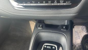 Toyota Corolla 1.8 VVT-h Icon Touring Sports CVT Euro 6 (s/s) 5dr