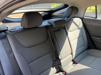 Hyundai IONIQ 38.3kWh Premium Auto 5dr