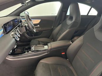 Mercedes-Benz CLA 1.3 CLA200h MHEV AMG Line (Executive) Coupe 7G-DCT Euro 6 (s/s) 